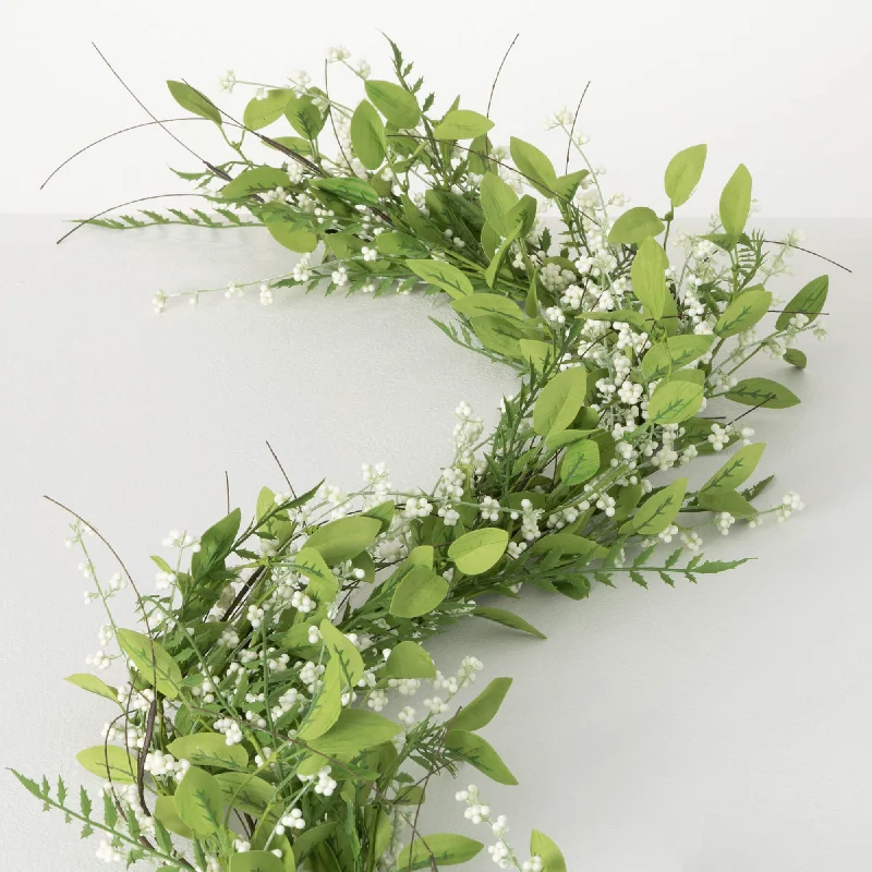 Lush Leaf Berry Garland